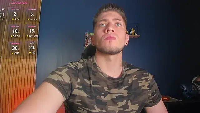 Snapshot of SebastianMaximoff_ chatting on July 10, 8:11 pm SebastianMaximoff online show from July 10, 8:11 pm