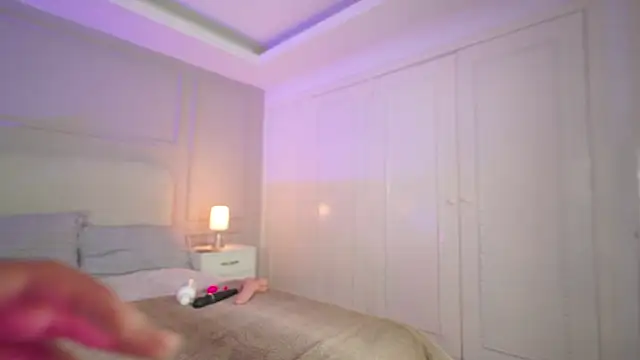 amara w online show from February 6, 6:55 pm