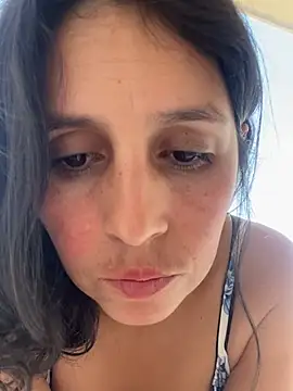 Snapshot of 34-ABBY_AL chatting on February 6, 8:01 pm 34-ABBY AL online show from February 6, 8:01 pm