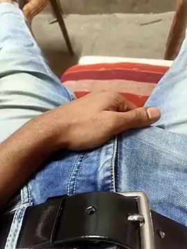 rubitrides11 online show from February 6, 7:56 am