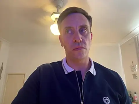 malcolm2334 online show from June 27, 8:30 am