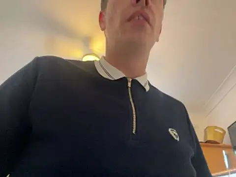 malcolm2334 online show from July 1, 6:40 pm