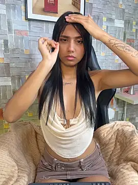 cleo  nile online show from February 7, 1:37 pm