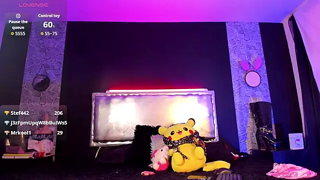 MELI QUEEN S7S online show from February 9, 7:29 pm