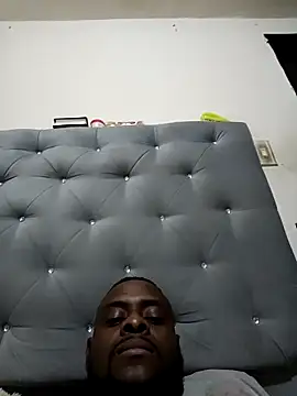 Tuverdugo12 online show from March 8, 11:08 pm