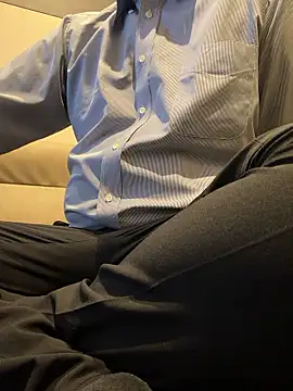 yuuuuusuke00 online show from April 3, 2:09 am