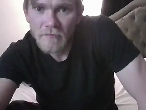 Snapshot of lynnthomas chatting on February 22, 9:52 am lynnthomas online show from February 22, 9:52 am