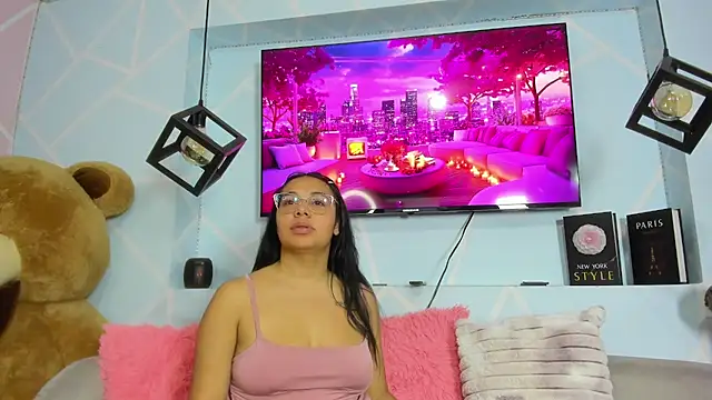 amy noa online show from March 6, 1:02 am