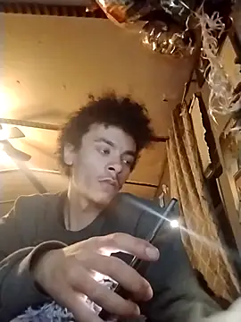 spooky425hd online show from April 28, 12:42 am