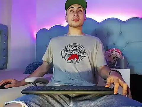 Oliver Benedet online show from February 7, 4:27 am