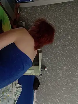 Snapshot of ValerieFisher chatting on February 13, 5:03 am ValerieFisher online show from February 13, 5:03 am