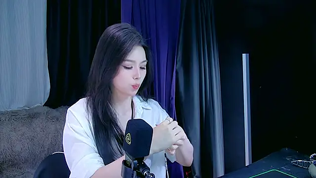 yoyo-o88 online show from February 28, 11:55 am