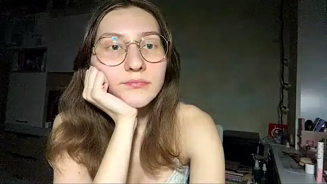 Snapshot of Miaaa_Moon chatting on March 26, 4:23 pm Miaaa Moon online show from March 26, 4:23 pm