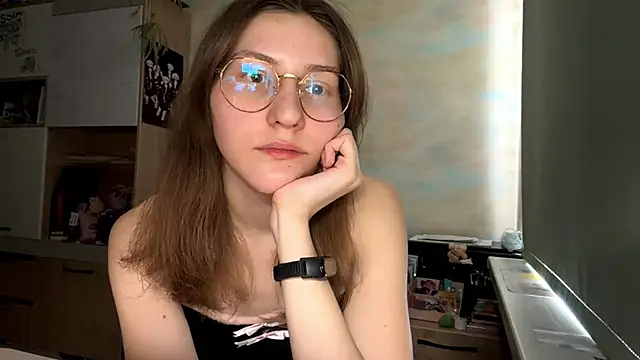 Snapshot of Miaaa_Moon chatting on March 30, 1:23 pm Miaaa Moon online show from March 30, 1:23 pm