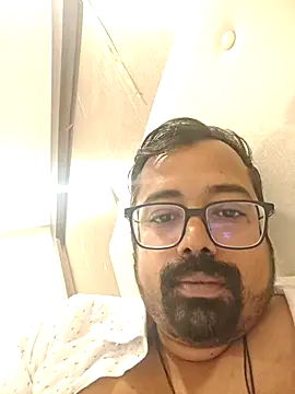 Snapshot of pervertedoc32m chatting on March 1, 11:34 am pervertedoc32m online show from March 1, 11:34 am