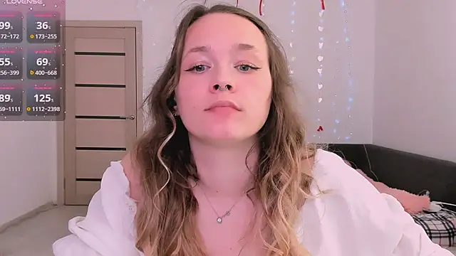 Snapshot of evilla_brill chatting on April 1, 1:41 pm evilla brill online show from April 1, 1:41 pm