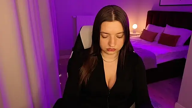 kirastorm  online show from February 11, 3:17 pm