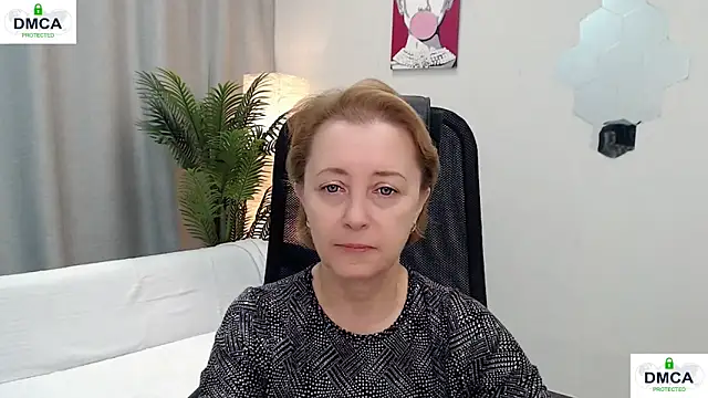 MONA W online show from July 1, 11:01 am