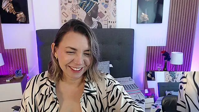 milfsecret69 online show from May 9, 11:04 am