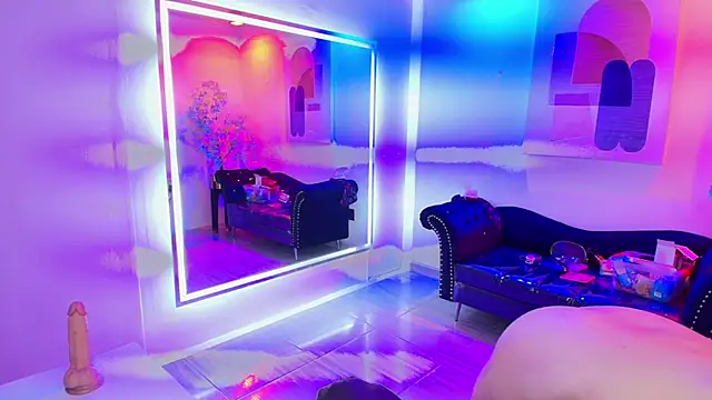 Snapshot of Madame_scarlett chatting on March 10, 11:48 am Madame scarlett online show from March 10, 11:48 am