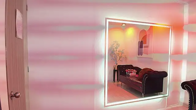 Snapshot of Madame_scarlett chatting on March 13, 11:28 am Madame scarlett online show from March 13, 11:28 am