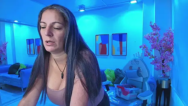 Snapshot of Madame_scarlett chatting on March 20, 11:37 am Madame scarlett online show from March 20, 11:37 am