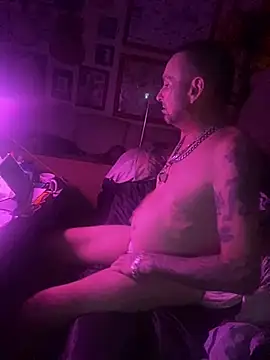 Snapshot of beg4mycutiepie0Ulick chatting on February 6, 3:48 pm beg4mycutiepie0Ulick online show from February 6, 3:48 pm