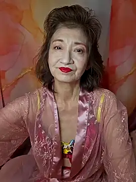 URAN429 online show from April 28, 5:29 pm