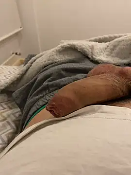 manu156789 online show from April 2, 11:57 pm