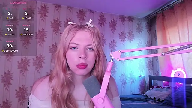 Cutie Bambi online show from June 28, 12:11 pm