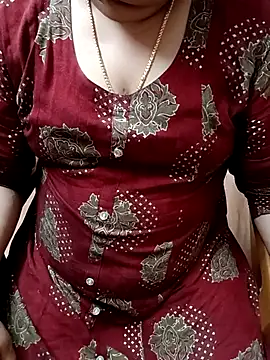 Snapshot of silk_rose05 chatting on March 23, 4:44 pm silk rose05 online show from March 23, 4:44 pm