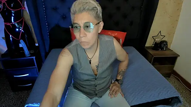 Kali Panther online show from April 28, 8:03 pm