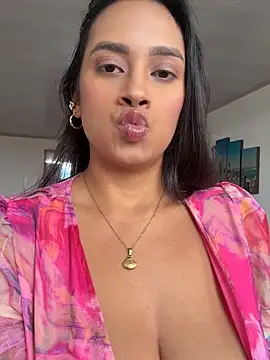 LunaHeat online show from May 2, 8:47 pm