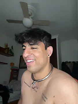 poliakovxx online show from April 25, 1:41 pm