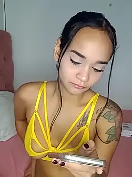 Maria x Alejandra online show from June 20, 8:00 pm