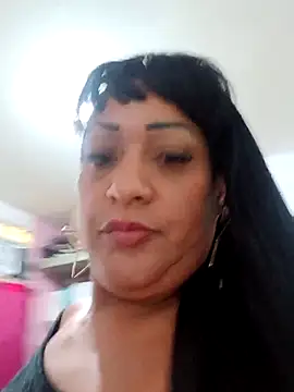 SabrinaColin online show from April 28, 1:49 pm