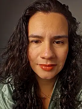 Snapshot of _ChloeRed chatting on April 1, 2:25 pm ChloeRed online show from April 1, 2:25 pm