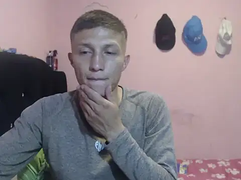 Cronos Hot 8 online show from March 19, 7:51 pm