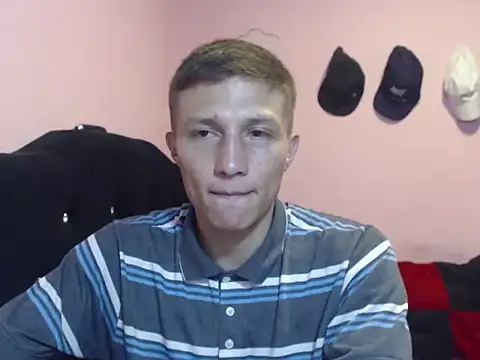 Cronos Hot 8 online show from March 31, 1:33 pm