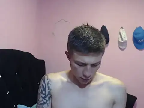 Cronos Hot 8 online show from April 2, 11:30 am