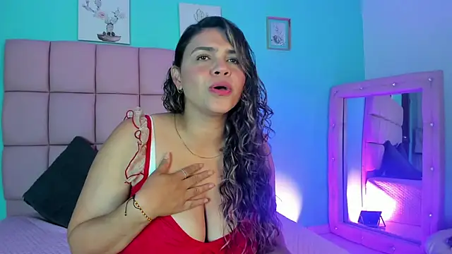 mar coral online show from February 1, 8:40 pm