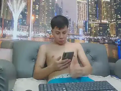 Snapshot of santiago_xxxcol chatting on March 24, 11:54 pm santiago xxxcol online show from March 24, 11:54 pm