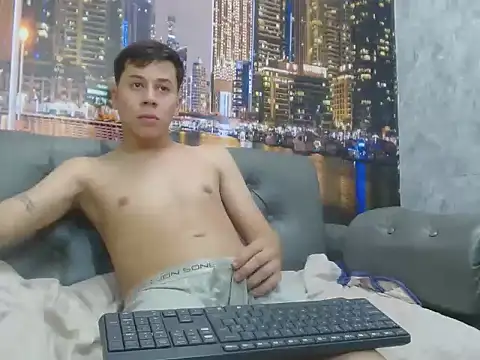 Snapshot of santiago_xxxcol chatting on March 27, 11:26 pm santiago xxxcol online show from March 27, 11:26 pm