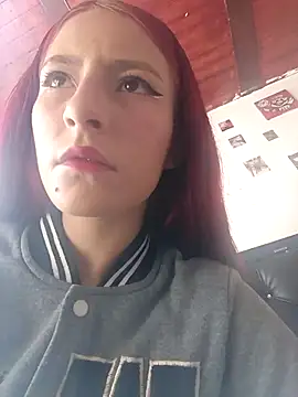 Snapshot of im_scarlett18x chatting on March 13, 6:47 pm im scarlett18x online show from March 13, 6:47 pm