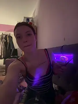 SofieKayla online show from February 2, 9:24 pm