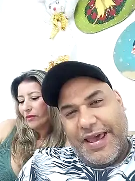 wessAndSandri online show from February 19, 8:05 pm