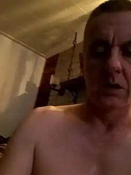 Snapshot of sexy_hottie_guy chatting on April 22, 3:13 pm sexy hottie guy online show from April 22, 3:13 pm