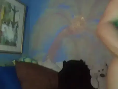 Snapshot of BadGyalGem chatting on March 14, 4:29 am BadGyalGem online show from March 14, 4:29 am