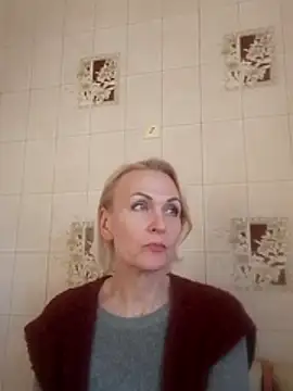 MichelleSolis online show from February 1, 2:04 pm