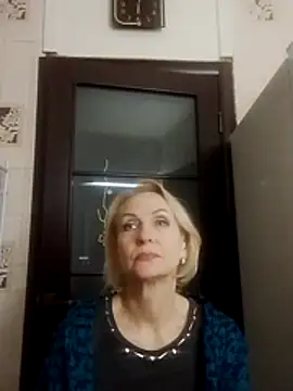 MichelleSolis online show from February 5, 4:00 pm